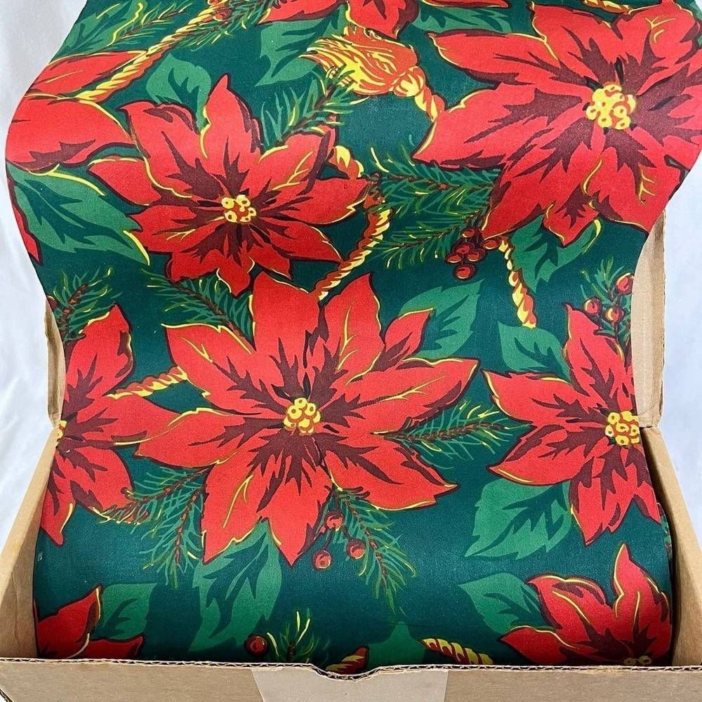 Alliant Foodservice Poinsettia Table Runner Roll 11in x 200ft Green Red New